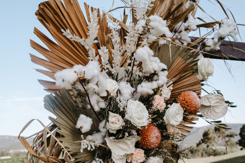 Adams Peak wedding inspiration mix of dried and fresh florals