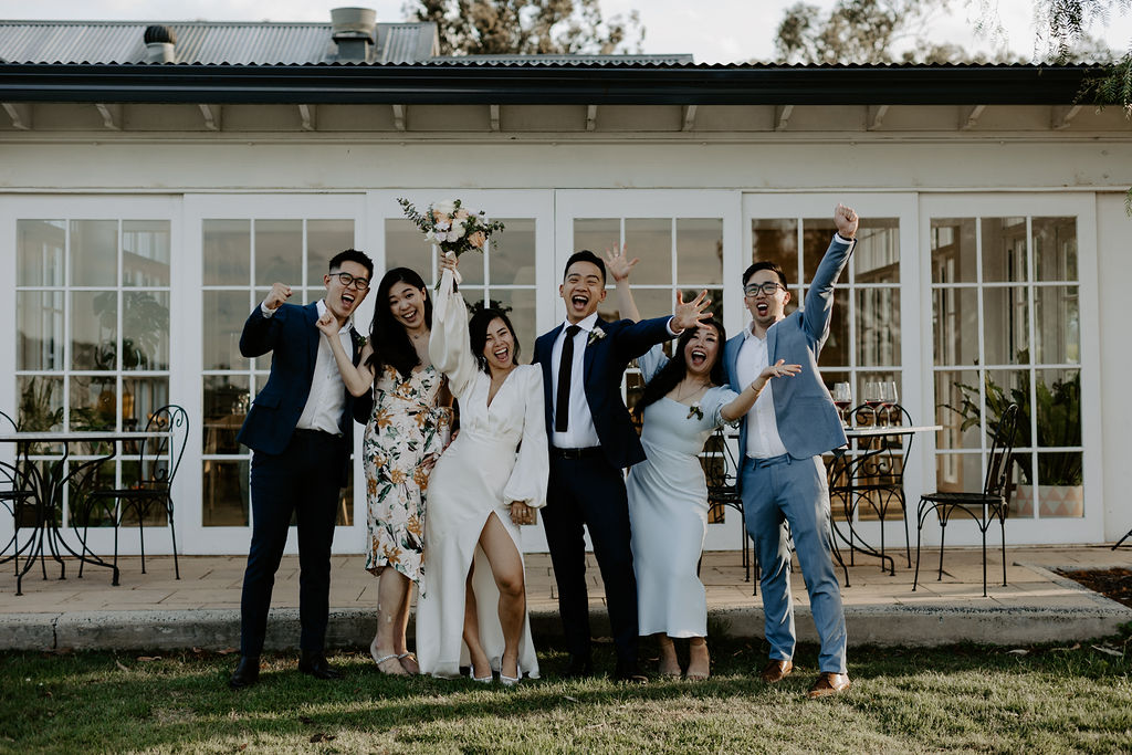 Vinden Wines wedding group photo