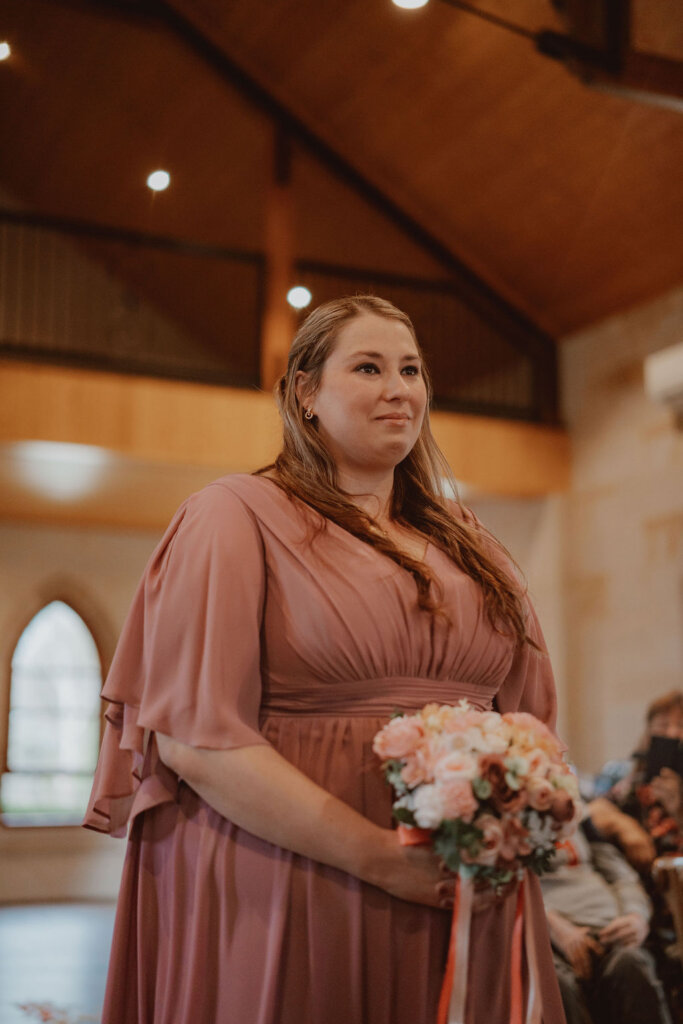 bridesmaid-reaction-during-ceremony-rachel-and-nick