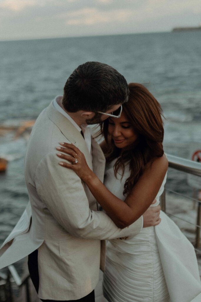wedding-of-hayley-and-gary-at-coogee-beach-celebrated-by-julie-muir-celebrant