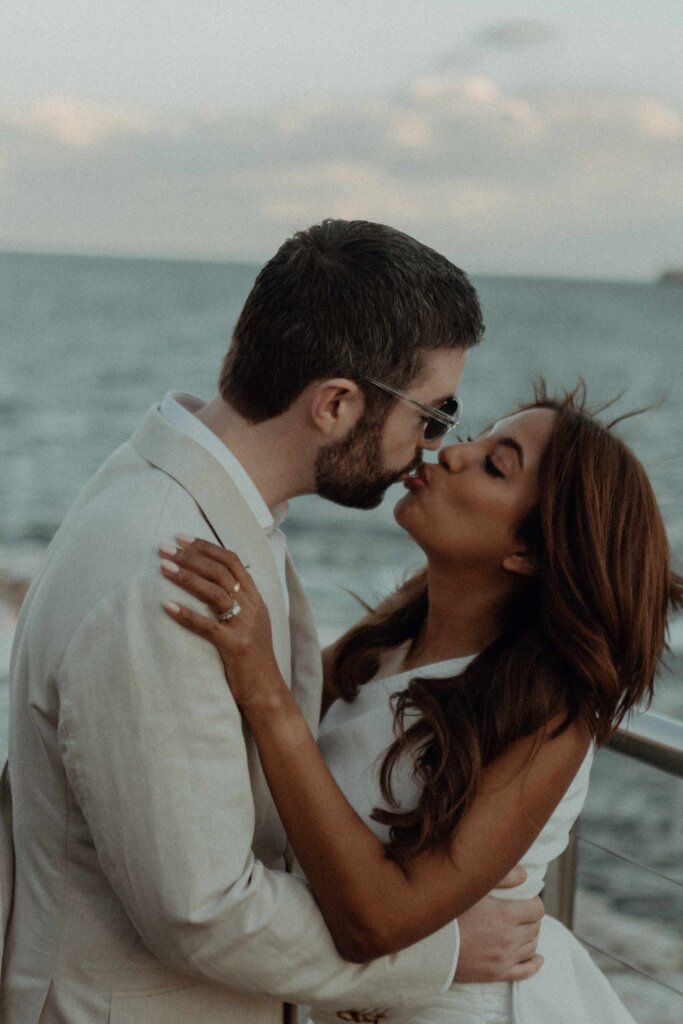 wedding-of-hayley-and-gary-at-coogee-beach-celebrated-by-julie-muir-celebrant
